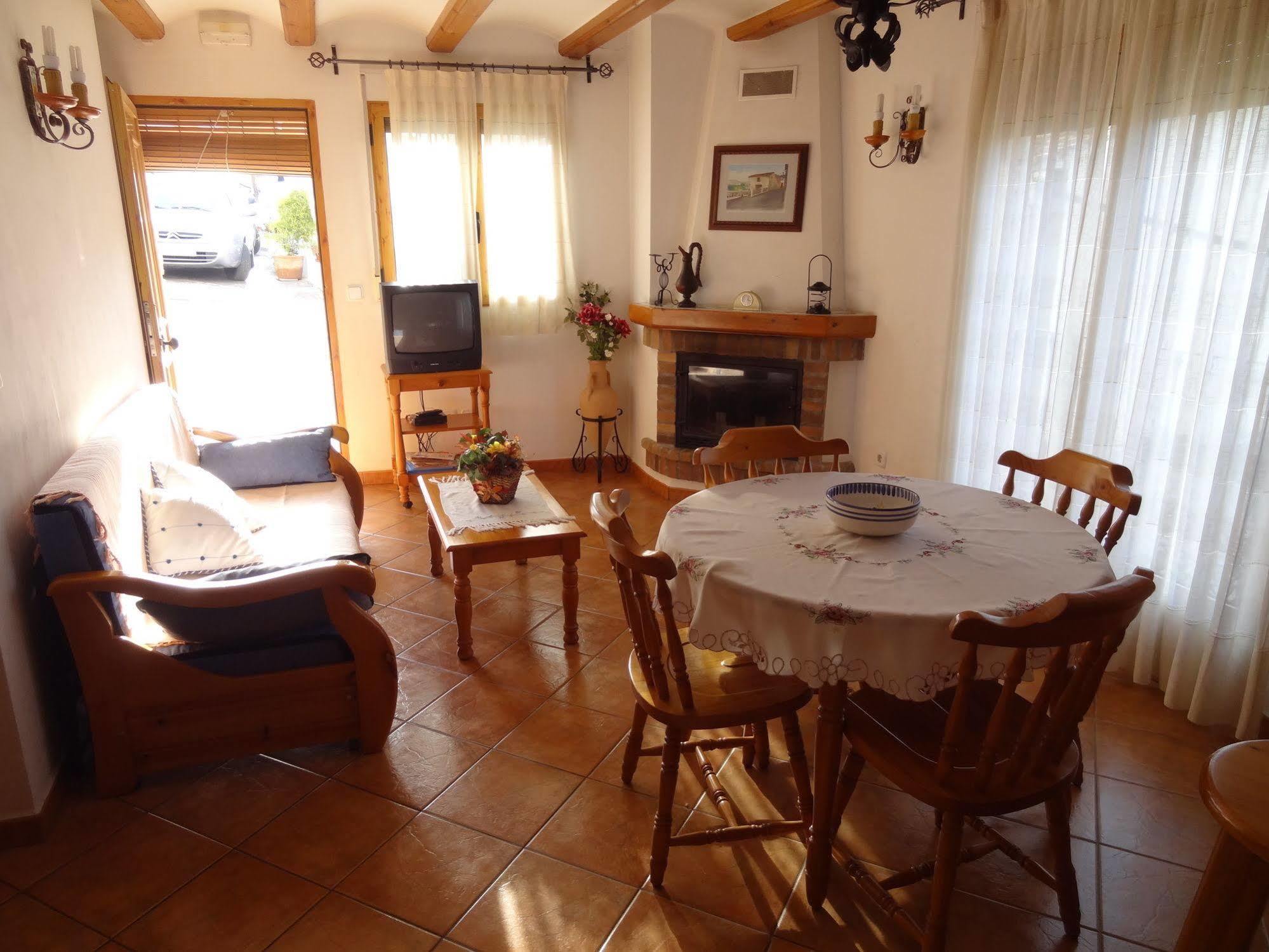 La Casa Del Carrebaix Otel Orba Dış mekan fotoğraf